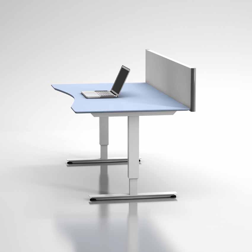 Sett sammen ditt eget bord på www.efg.no På vår hjemmeside kan du kombinere materialer og farger for å få en oppfattelse av hvordan ditt helt egetdesignede sitt-/ståbord kan se ut.