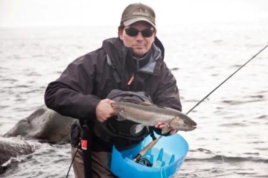 Torsdag 24. mars Turen nærmer seg slutten. Alle dagenes dårlige fiske med vanskelige forhold får ikke gutta ut av fatning. Det er stå på humør fra morgen til kveld.