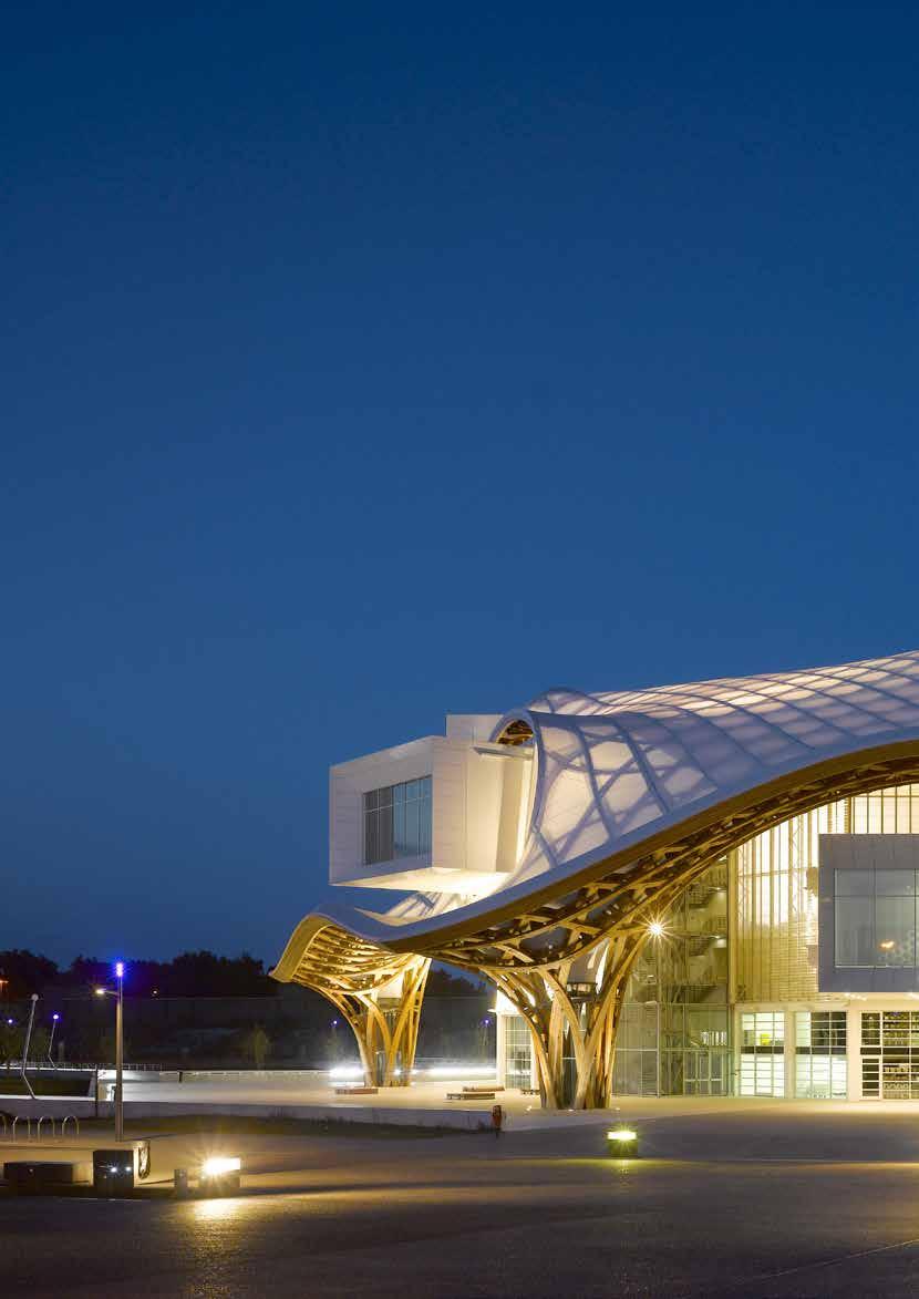 24 Case: Le Centre Pompidou-Metz 21) Le Centre Pompidou-Metz åpnet i mai 2010.