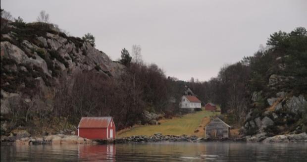 4.2.5 Landbruk Tilgjengeleg strandsone for ålmenta kan definerast som område med fri ferdsel etter Friluftslova, samt tilgjenge i høve til topografi.