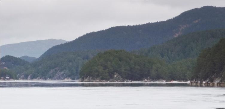 Deler av land og heile sjøområda i Dåfjorden er registrert som regionale friluftsområde der verdiane er knytt til strandsona (Dåfjorden B (viktig)).