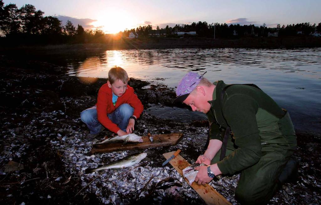 GYLNE øyeblikk VANNLEK - Vannet trenger ikke å være varmt før barna og ungdommene hiver