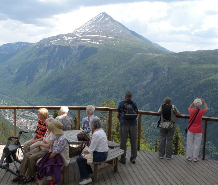 Bø Pensjonistlag Bø Pensjonistlag har møte første tysdag i månaden på Frivilligsentralen kl. 15.00. Me pleier å vere ca.