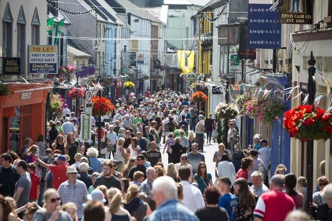 The Fleadh er en konkurranse for amatørmusikere, hvor deres kompetanse feires og bedømmes som både kunst og underholdning.