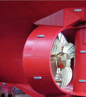 Flytedokk Flytedokken har en løftekapasitet på 1100 tonn, og tillater fartøy opp til 60 meter lengde og 15 meter