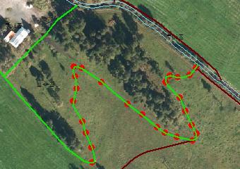 Disse grensene har følgende tekst i egenskapen Informasjon: Skog og landskap tror at grensa kan være unøyaktig. Kommunen må sjekke grensa på nytt.