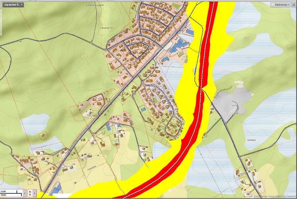 Området består for det meste av ung blandingsskog med noen områder med eldre furuskog (mot nord og mot Flatsetelva i øst).