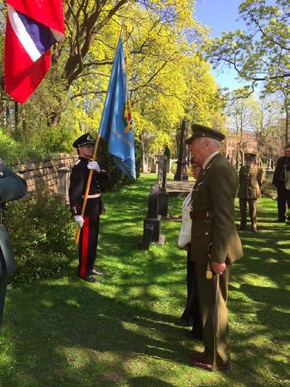 . og ved oberst Birger Eriksens grav på Æreskirkegården Torild