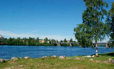 Disse lavere liggende skråningene er derfor også mer flomutsatt, slik kartet viser. Den naturlige vegetasjonen er viktig både visuelt og for å holde på skråningen og hindre erosjon.