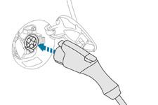 Ved tilkobling vil de 3 lampene POWER, FAULT og CHARGING på kontrollboksen tennes samtidig et kort øyeblikk. Deretter vil kun den grønne lampen POWER fortsette å lyse.