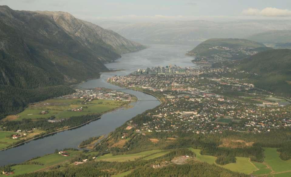 Kystfjordlandskap 9 Hovedtype Kystfjordlandskap. 359 AE KF GTG-01 Åpent fjordlandskap.