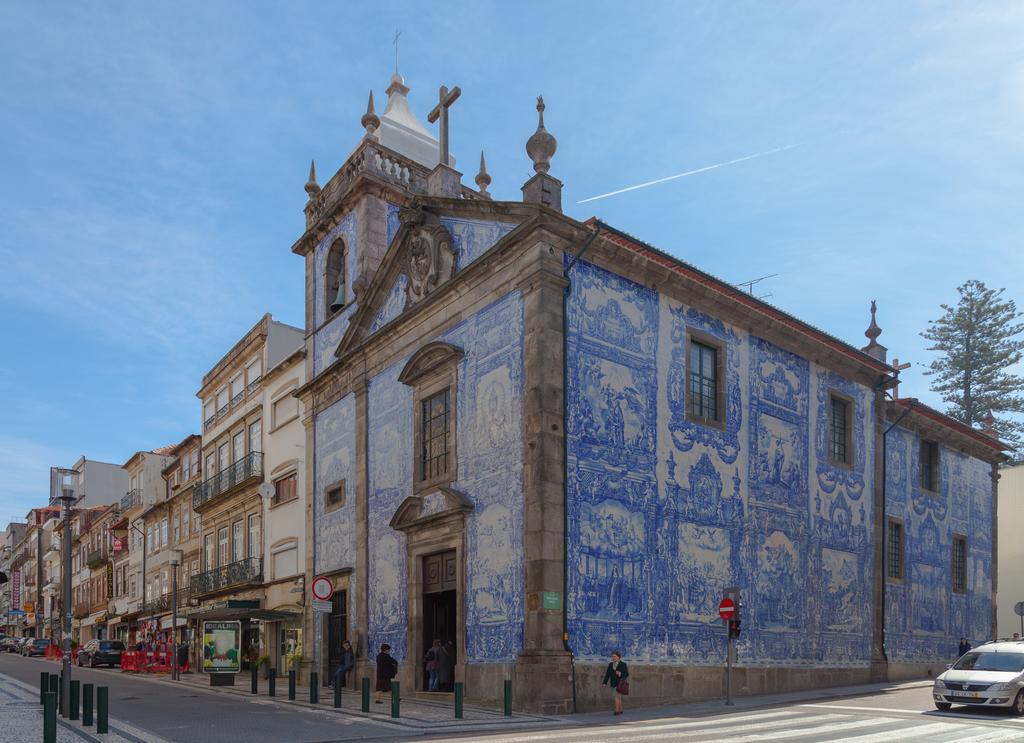 Innflytelse i kunsten Noe av det mest portugisisk som er, er jo nettopp azulejo (keramiske fliser): Diana Santos (UiO) Den arabiske forbindelsen Høst 2016 21 / 25 Forholdet til jødene Et annet folk