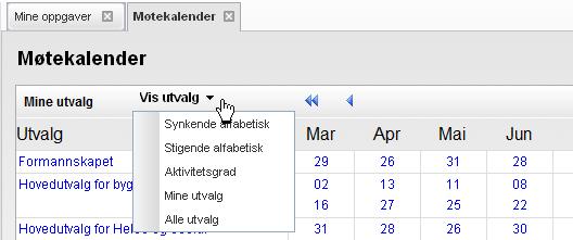 Med venstre- og høyrepilene kan du rulle kalenderen bakover og framover til ønsket måned. Enkelpilene flytter én måned av gangen; dobbelpilene seks og seks.