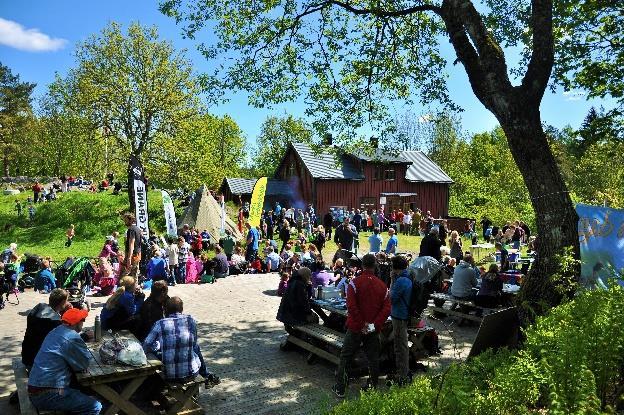 6 Plan og miljø Fylkeskommunen er regional planmyndighet, og har i tillegg en rekke viktige oppgaver på plan- og miljøsiden knyttet til plan- og bygningsloven, stedsutvikling, klima, friluftsliv,