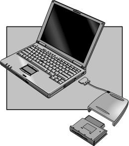 Utvide OmniBook Bruke det eksterne modulrommet Ta ut eller installere modulrommet eller en modul FORSIKTIG Hvis Agaté Tioman-programvaren er installert under Windows 95 eller Windows 98, vises et