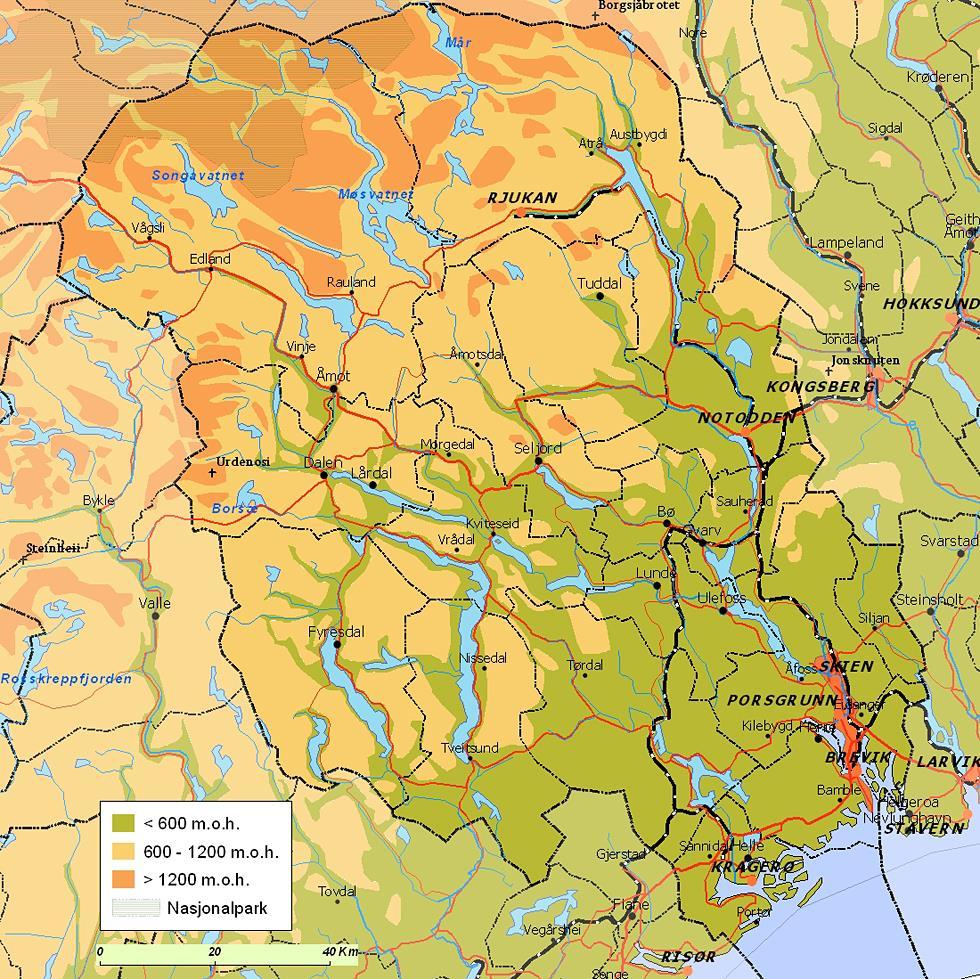 1 Innledning 1.1 Telemark fylke Telemark fylke har et areal på 15 299 kvadratkilometer og et folketall på ca 172 000 innbyggere.