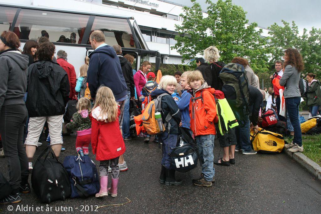 Busstur med barn Bussen kjører direkte Turen tar ca.