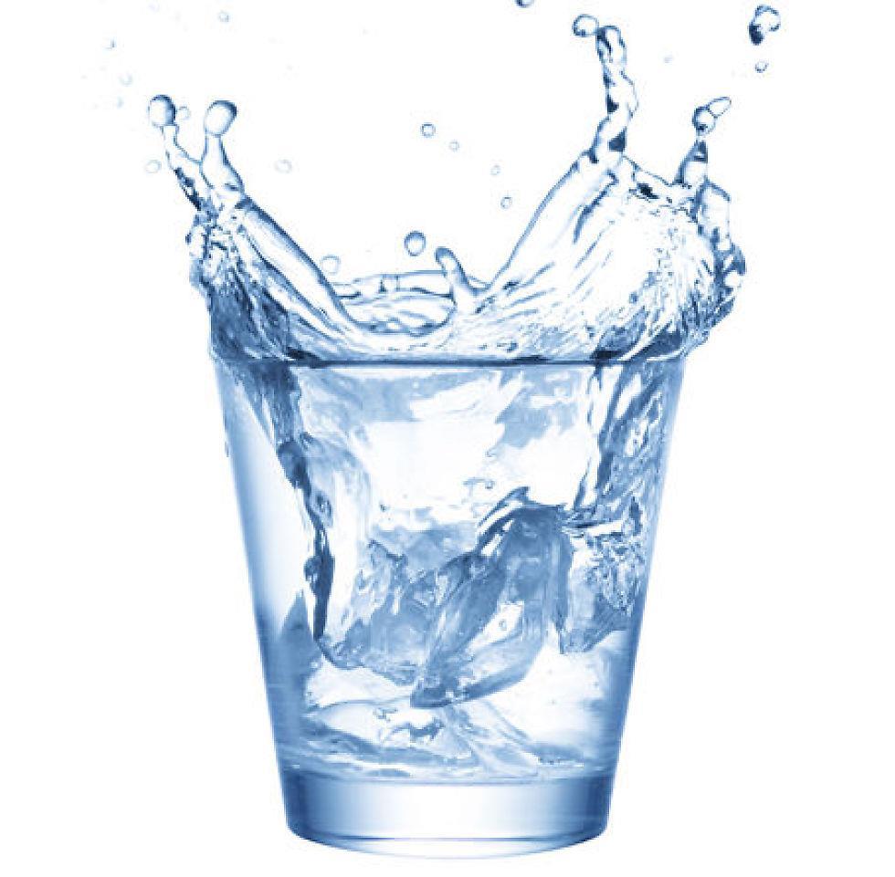 Velg vatn som tørstedrikk Vanlig vatn dekker væskebehovet uten å bidra med unødvendige kalorier,