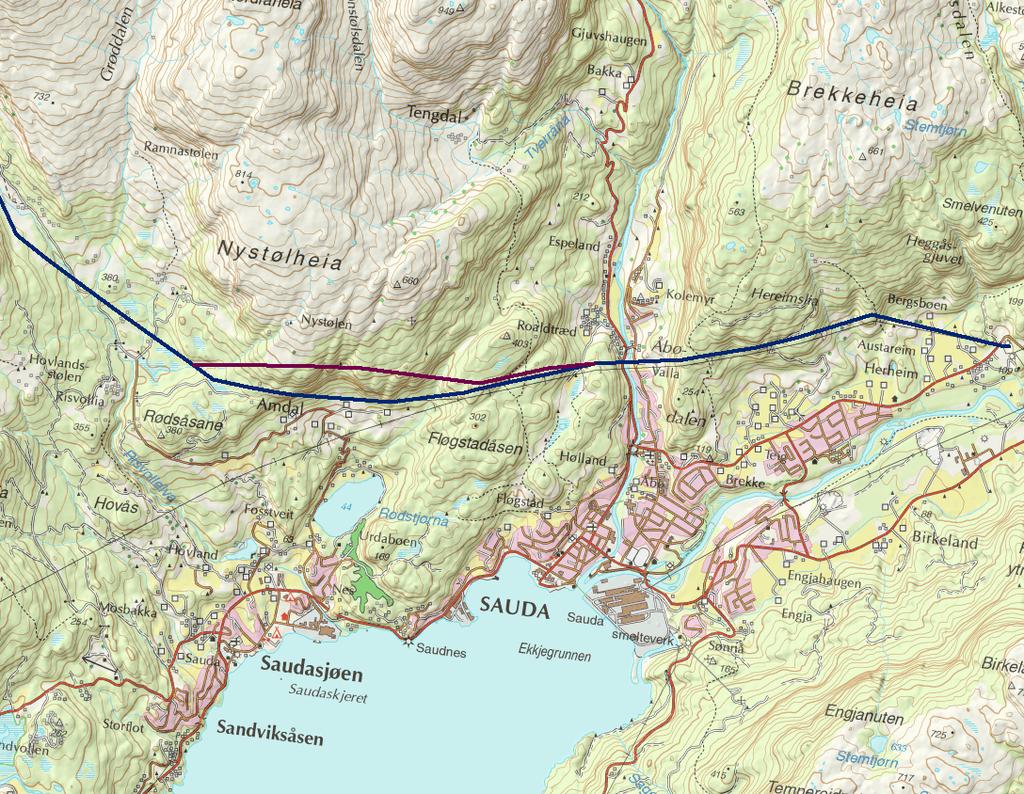 Figur 4: Trasealternativ langs eksisterende 300 kv ledning (blått) og alternativ oppe mot Nystølheia (fiolett). Kartdata er fra Kartverket.