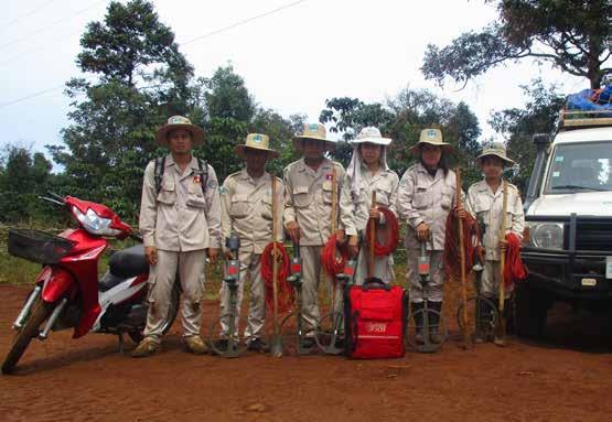 PROGRAMSTØTTE LAOS FAKTA OM LAOS Offisielt navn: Laofolkets demokratiske republikk Hovedstad: Vientiane Flateinnhold: 236 800 km 2 Folketall: 7,02 millioner Språk: Laotisk offisielt, i tillegg 16