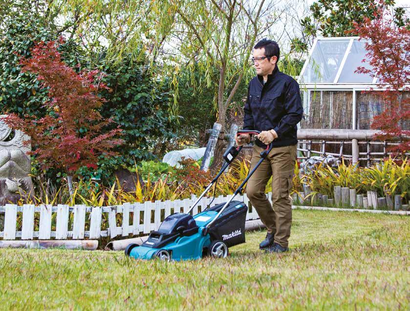 ET MILJØVENNLIG VALG DLM380PT2 GRESSKLIPPER Miljøvennlig batteriklipper som bruker 2 x18v batterier. Lav vekt, kun 14,5 kg. Enkel i bruk, med håndtak som kan justeres i høyden.