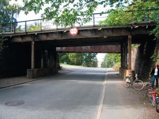 5.2 Turvei D2 og Tiedemannsparken Del av overordnet turveisystem med hovedsykkeltrasé Turvei D2 er, i Grøntplan for Oslo fra 1992, definert som en del av det overordnede turveisystemet for Oslo.