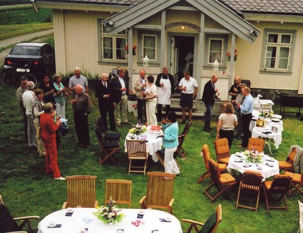 Grillkveldene har gjerne blitt arrangert i hagen hos en av medlemmene, og helst på en fredagskveld. Da er det alltid god stemning med grillmat og god drikke.