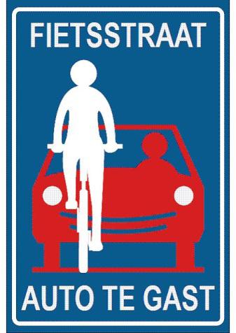Selv om det ikke er trafikkregler som skiller sykkelgater fra vanlige gater, er prinsippet at syklistene er prioritert foran bilister og ikke skal