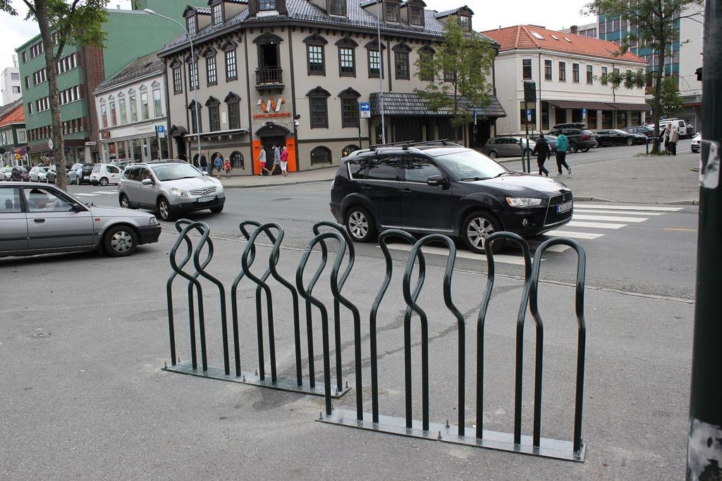 bestilt som et eget prosjekt, adskilt fra Olav Tryggvasons gate og Bakke bru. Midtbytiltak Som del av Midtbytiltak skal det lages en plan for sykkelparkering i Trondheim.