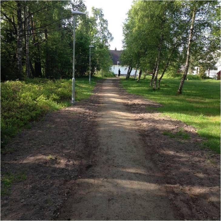 Her har Miljøpakken satt opp lys og gruset opp stien over en strekning på ca 150 meter. Det er også etablert belysning for økt trygghet.