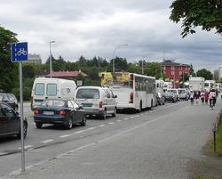 I Trondheim ble bilfelt omgjort til kollektivfelt i Elgsetergate fra sentrum og fem kilometer sørover i 2008, se figur 7.