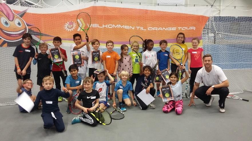 Aktiviteter på tennisskolen Camper i påske-, sommer- og høstferie 6 av 17 ROG-arrangementer i Bergen