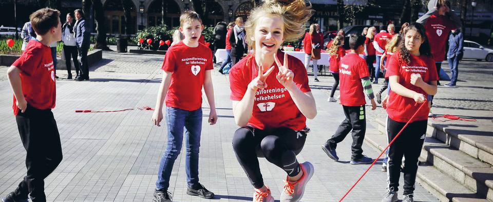 Hopp for hjertet I perioden 2. - 12. mai 2017 arrangerar vi konkurransen Hopp for hjertet for tolvte året på rad, for elevar på 4.-7. trinn. I fjor engasjerte vi over 100 000 barn!