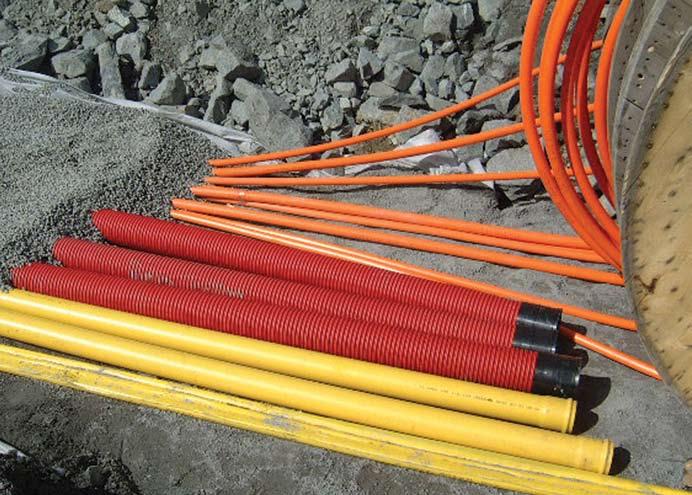 PP kabelrør PP er fretidens ateriale ved frestilling av kabelrør grunnet aterialets egenskaper, deriblant vekt og ringstivhet. PP-sortientet består av glatte og dobbeltveggede rør.