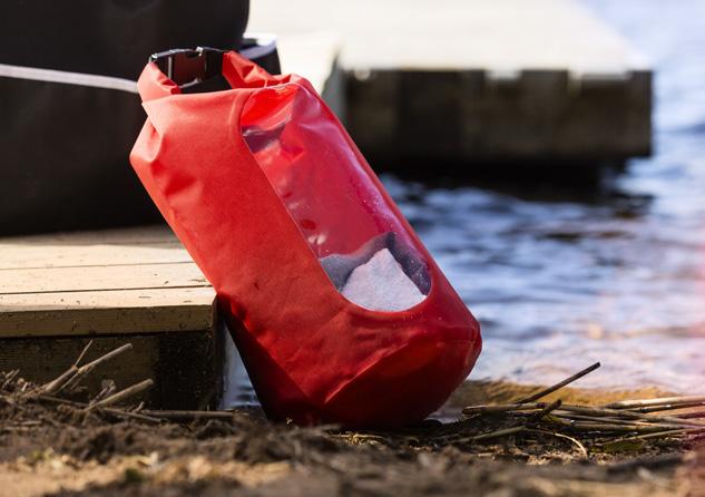 SPISE UTE Vanntett oppbevaringsbag, blå Polyester Noen dager er du i miljøer der du trenger å beskytte dine klær og