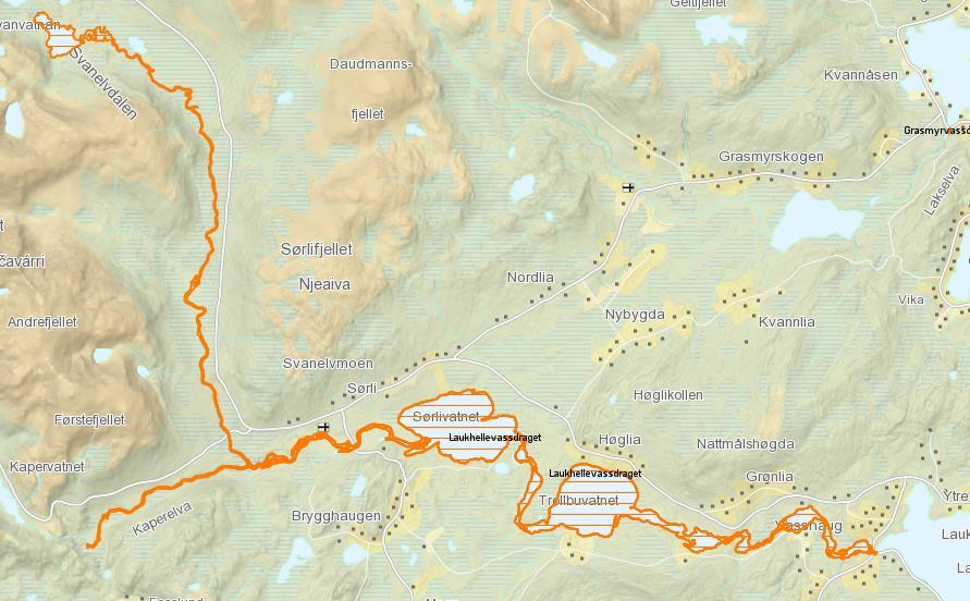 Figur 11 Lakselva-Laukhelle. Lokalitet for video-overvåking er markert med pil. Grasmyrvassdraget Elva ble undersøkt 22/10 av en drivteller (Ø.K.