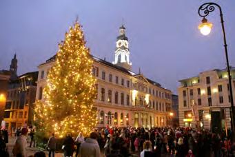 Julemarked til Europas praktfulle storbyer Ta med venninnegjengen, bedriften, koret e.l på en førjulstur til Europas vakre og stemningsfulle julemarkeder.