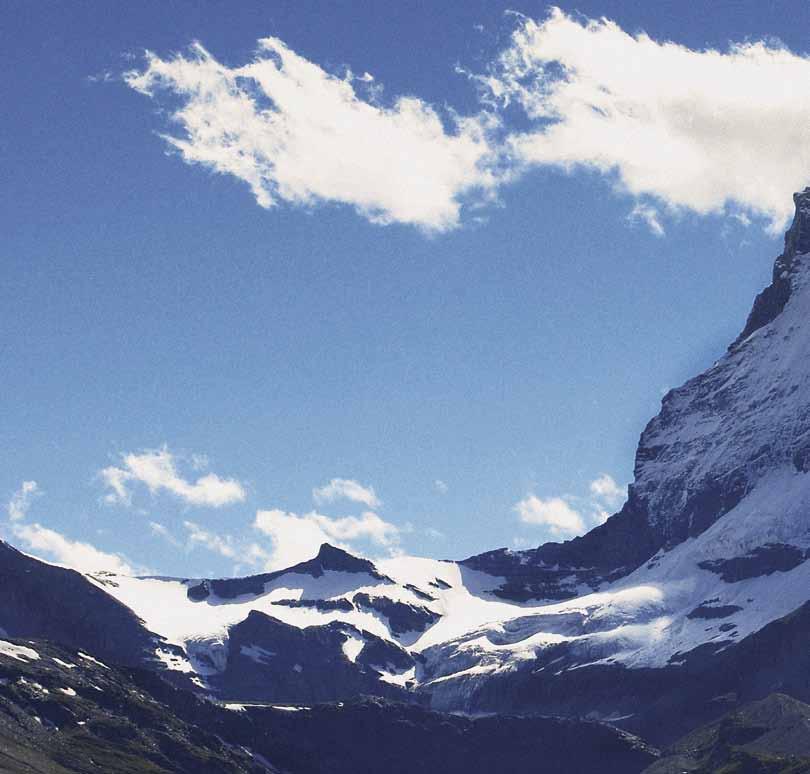 Store bedrifter Livsfarlig kappløp på I 1865 er det bare én av Alpenes høyeste tinder som fortsatt ikke er beseiret, nemlig den skremmende og antatt umulige Matterhorn.