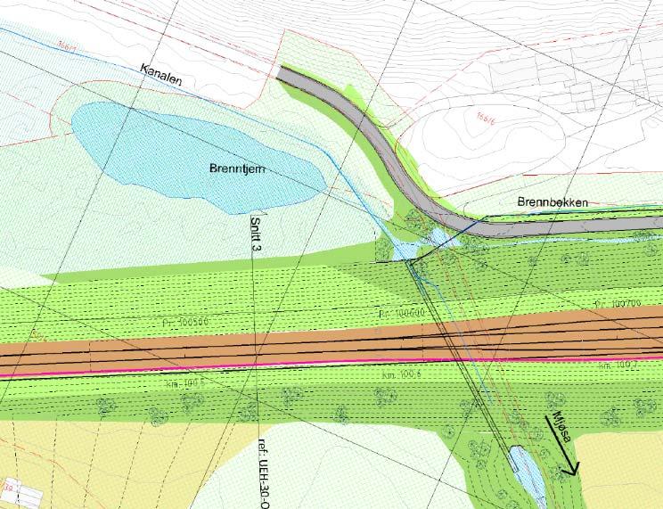 idsvoll Hamar spa Sørli 35 av 98 UH-30-A-55303 Brennbekken, utløpet fra Brenntjern og dreneringskanalen fra jordene sør for Brenntjern samles ved Kongspartbekken og vest for planlagte jernbanefylling.