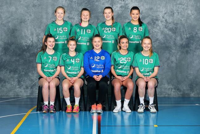 Jentene deltok på Stord håndballfestival, og tapte semifinalen surt 7-8. J15 vant overlegent 12-6 mot Fana B-finalen i Bergen cup.