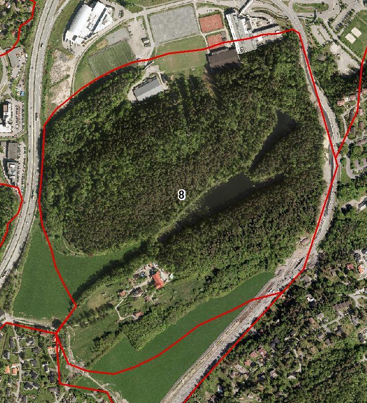 Statens vegvesen Region øst 5 Verdi, omfang og konsekvens 5.9 Delområde 8: Grønlia 5.9.1 Avgrensning Området er avgrenset til skogområdene på Syverstadbråten og Holmenbakkene, inkludert Syverstaddammen og Syverstad gård.