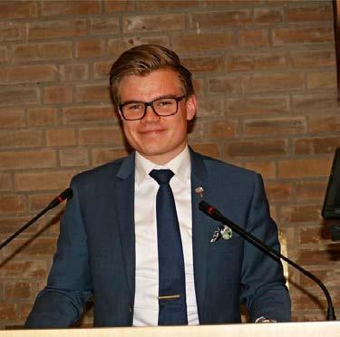 Presentasjon av kandidat til Samskipnadsstyret Jeg heter Vetle Langedahl og stiller herved som kandidat til samskipnadsstyret.