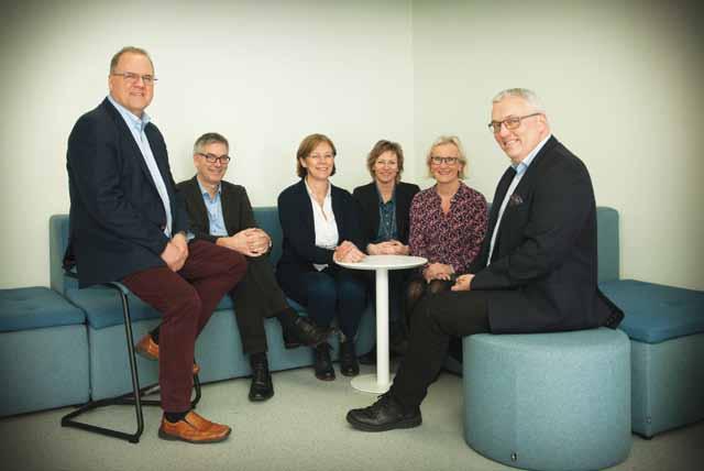 Styrets beretning 2016 Fra venstre: Runar Krokvik (daglig leder), Tor Eid, Ellen Grønlund (varamedlem), Hedda Obstfelder, Anne-Lise Rian (styreleder) og Kjell K. Baug.