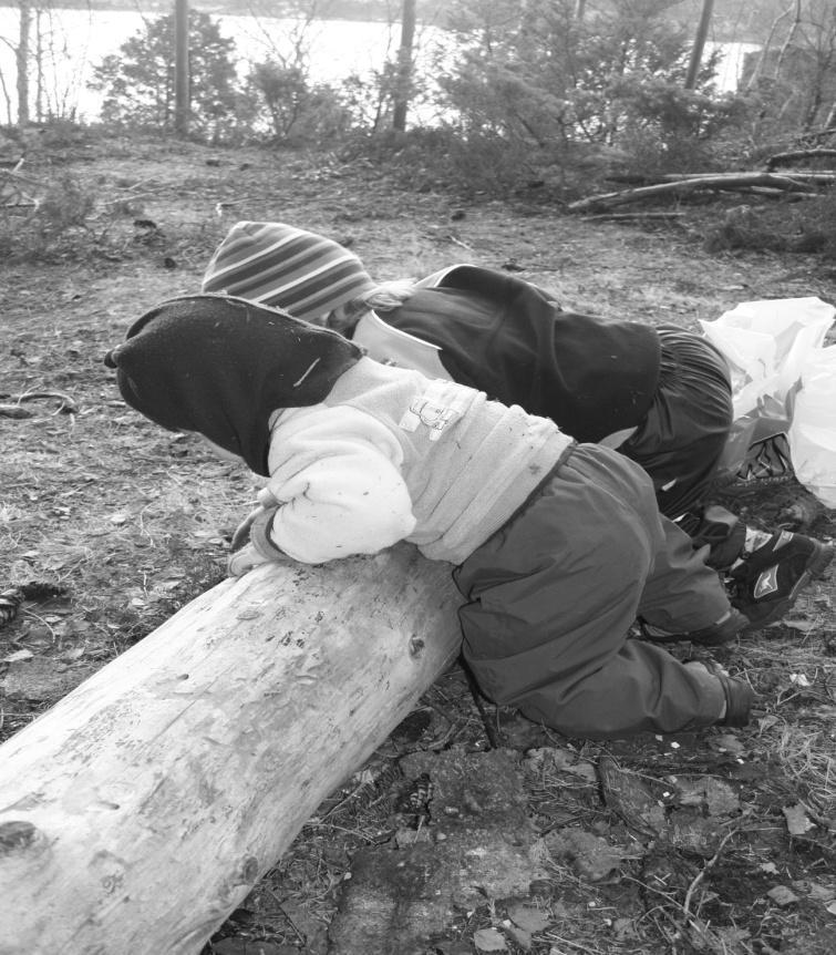 Barns veremåte - kroppsleg heit Undring og utforsking Å