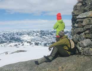 SEPTEMBER SEPTEMBER 07 Skoræ - Til topps i Åseral Skoræ- så høgt du kan koma i Åseral (1041 moh.) - og Norges sørlegaste fjell over 1000 m.