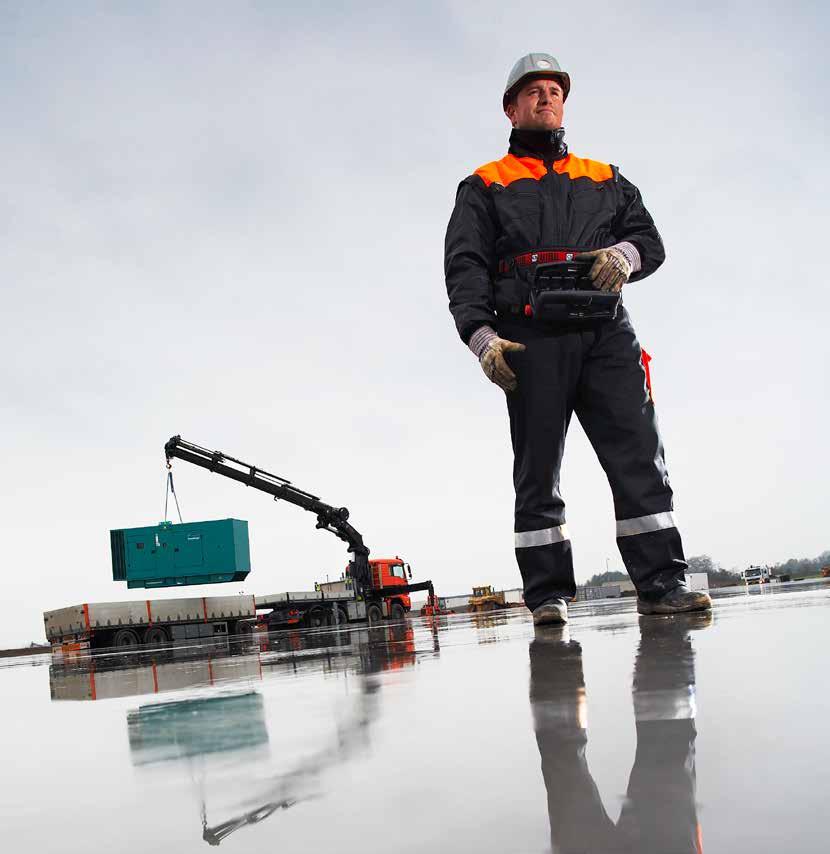 BUILT TO PERFORM Hiab er verdens ledende leverandør av utstyr til godshåndtering for veitransport. Tilfredse kunder er vår viktigste prioritet.