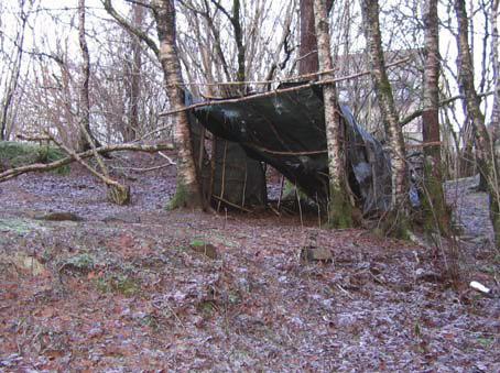 ledet inn i en kulvert og ført under jorden.