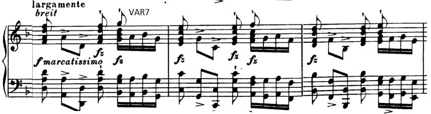 Etter ein crescendo dei siste fire taktene når vi eit lite klimaks, og neste variasjon (eks. 13 og 14) startar i forte. Her er karakteren meir maestoso igjen, med tjukke akkordar og mindre løp.
