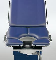 452 Oppsteg montert til stol, bevegelig, i plast materiale, i sølvgrå farge 12 9 101.