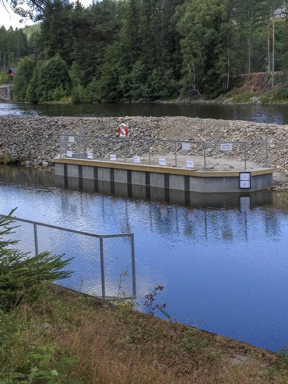 Gjedde er introdusert lenger ned i Telemark-kanalen Fylkesmann innstilte på å fjerne elektrisk fiskesperre!